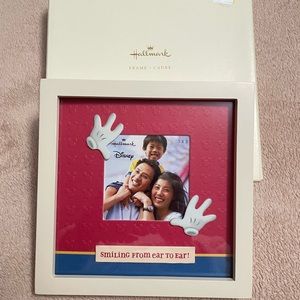 NWT Disney picture frame🌲SALE🌲In original box🌲